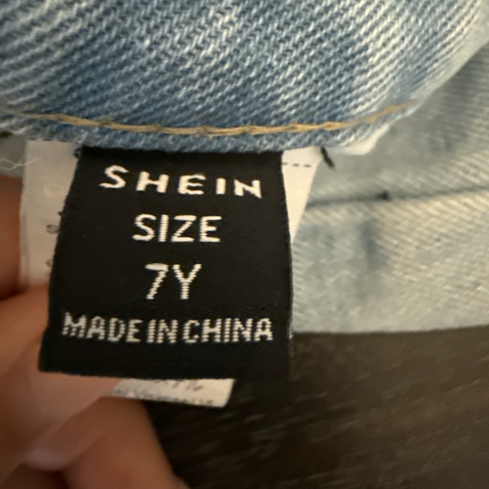 Girls 7 Distressed Look Light Blue Jeans - Picture 3 of 11